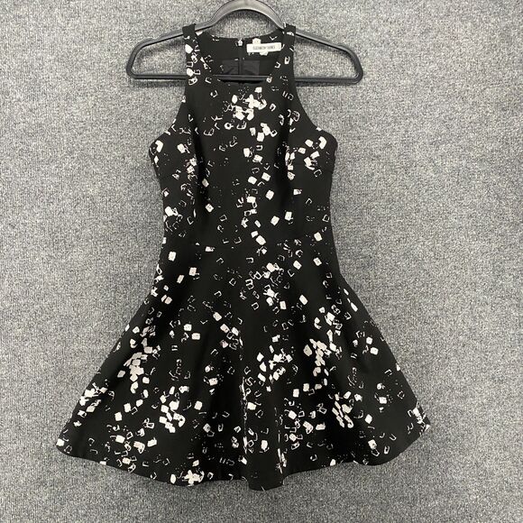 Elizabeth and James Dress Size 4 Black A-Line Flare Skater Cocktail Party Chic - Picture 1 of 10